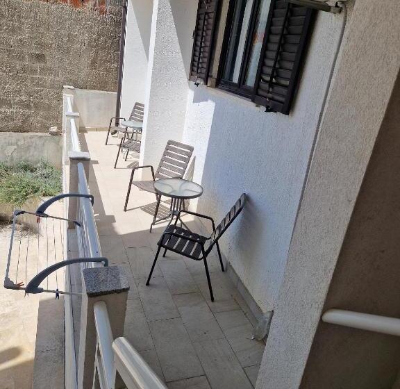 דירת חדר נוף לים, Guest House Lidus