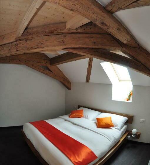 Люкс, Le Relais Du Château Monney