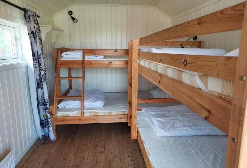 Дом 1 Спальня, älgbergets Bed & Breakfast