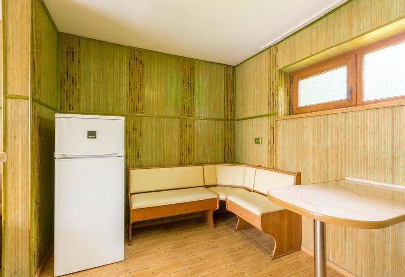 Хижина, Shepilska Relax Complex