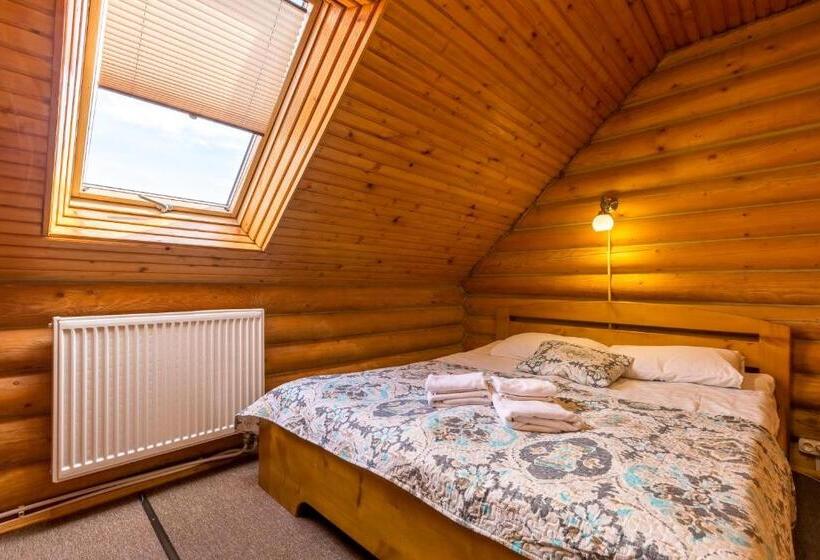 Дом 3 Спальни, Shepilska Relax Complex
