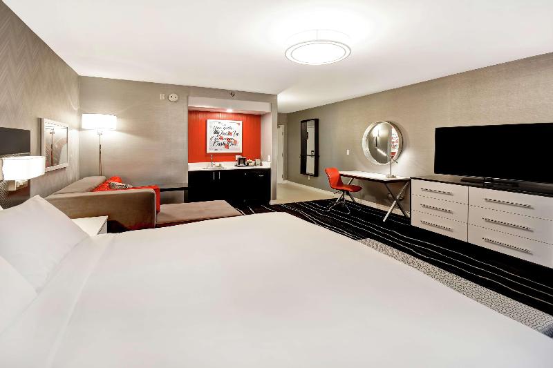 Стандартный Номер Кровать Кинг, Doubletree By Hilton Deadwood At Cadillac Jack's