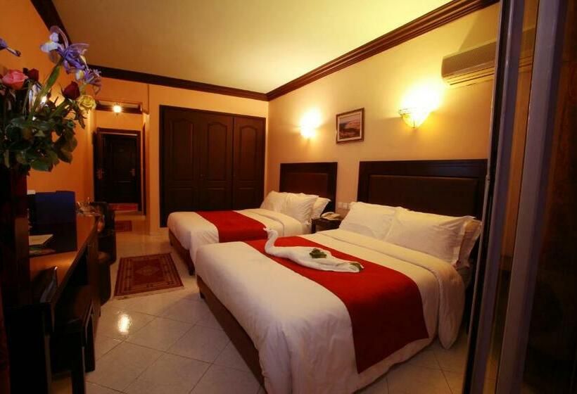 اتاق استاندارد چهار تخته, Imperial Holiday
