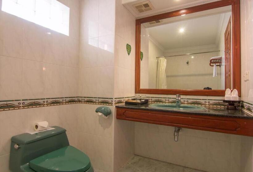 스위트, Khemara Angkor Hotel & Spa