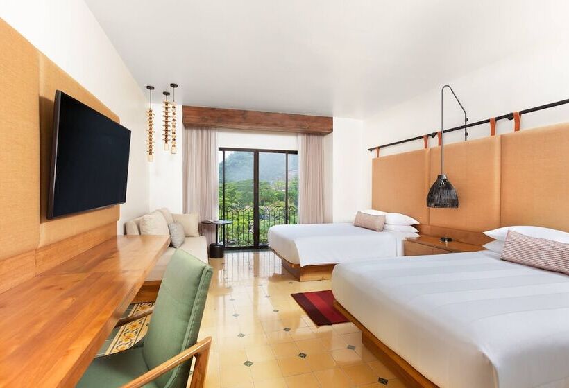 اتاق استاندارد با 2 تخت دوبل, Los Sueños Marriott Ocean & Golf Resort