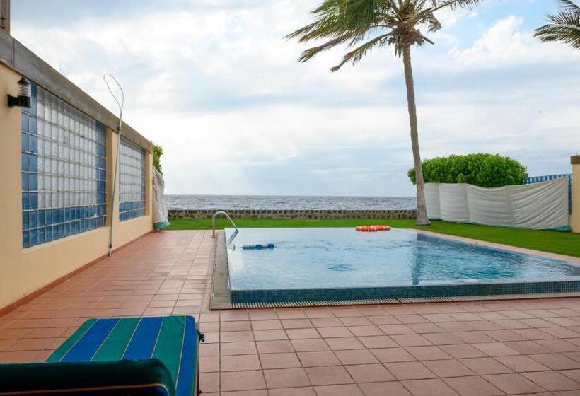 Вилла 2 Спальни, Al Nawras Island Resort