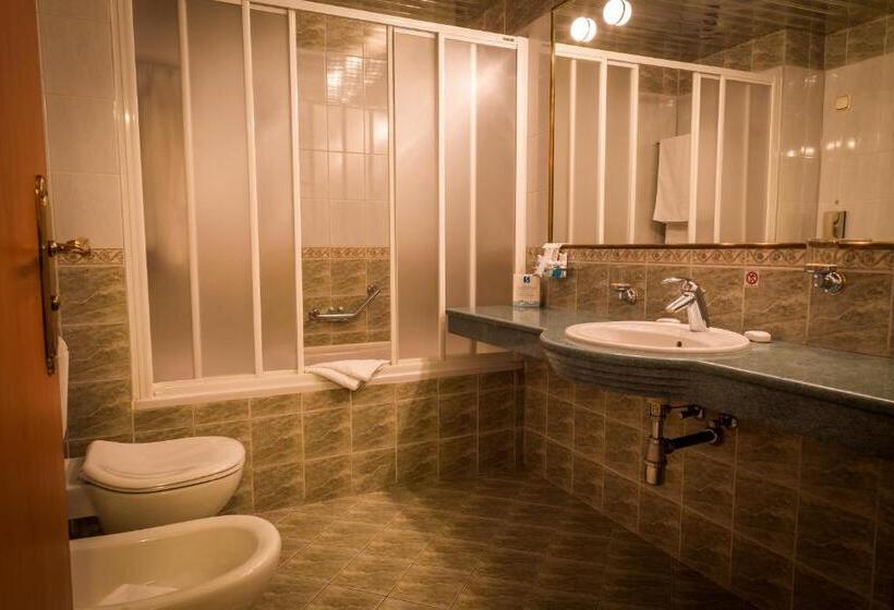Студия Deluxe, Sevlievo Plaza