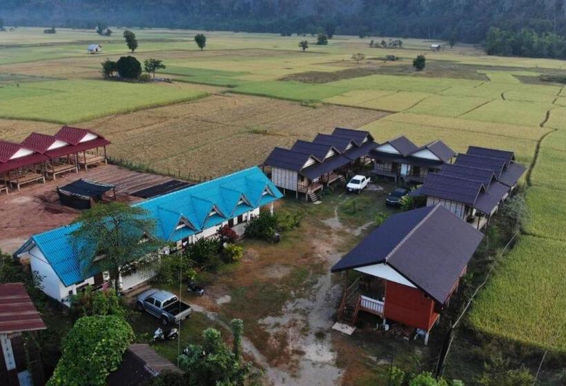 Семейное Бунгало, Thongdam Guesthouse