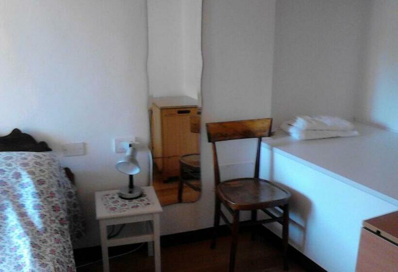 Номер Basic, B&b Nelly G