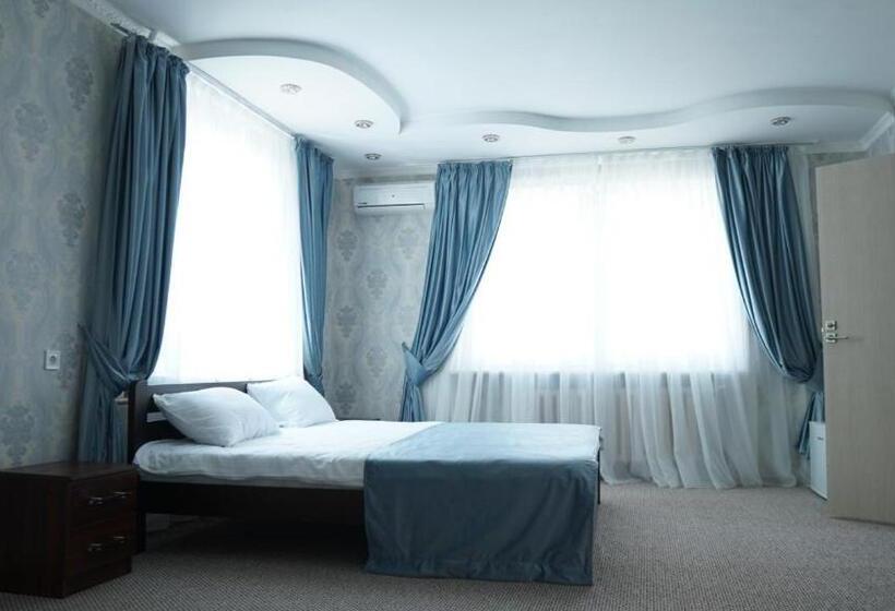 수피리어 패밀리 룸, Bulgary House