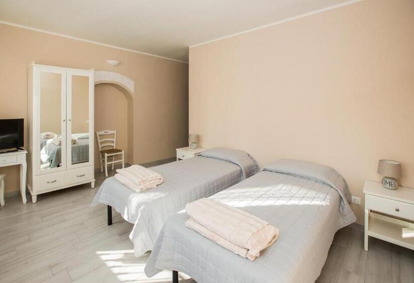 标准间, 700enolocanda