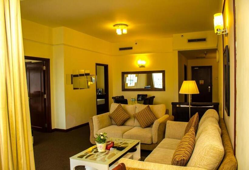 استودیوی استاندارد, Berjaya Times Square Hotel, Kuala Lumpur