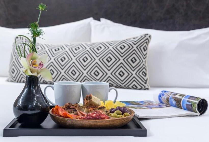 주니어 스위트, Movich Hotel Las Lomas