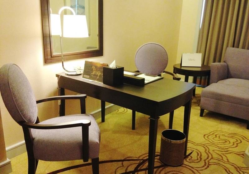 اتاق لوکس با چشم‌انداز استخر, Park Inn By Radisson Goa Candolim