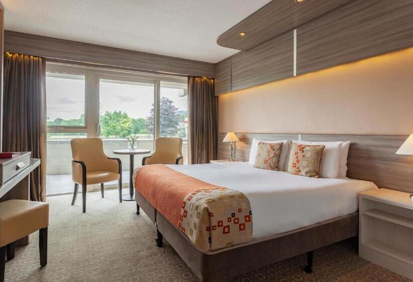 스탠다드 발코니 룸, The Gleneagle Hotel & Apartments
