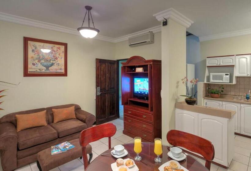 سوییت جونیور, Casa Conde Hotel & Apartamentos