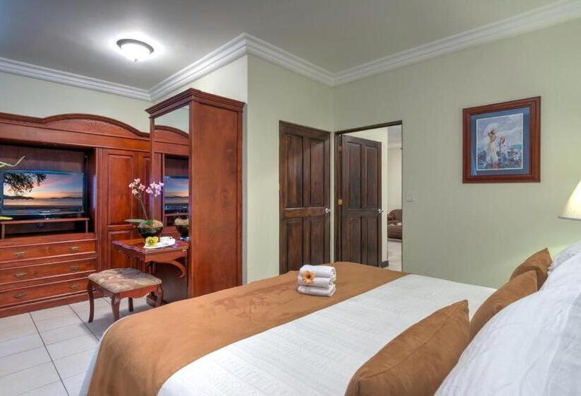 سوییت جونیور, Casa Conde Hotel & Apartamentos