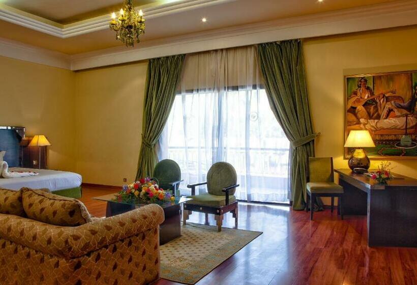 سوییت جونیور, Royal Mirage Deluxe