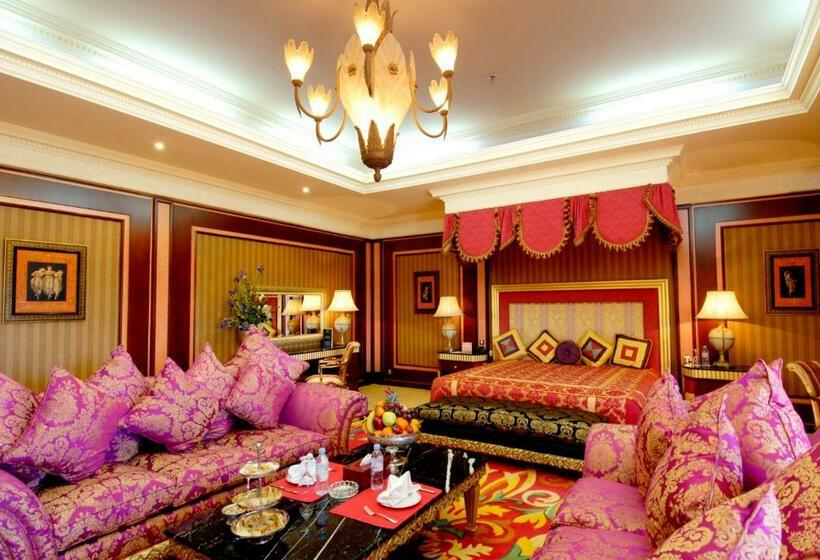 سوئیت رویال, Royal Mirage Deluxe