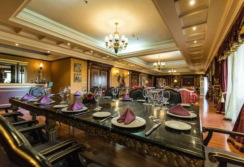 سوئیت رویال, Royal Mirage Deluxe