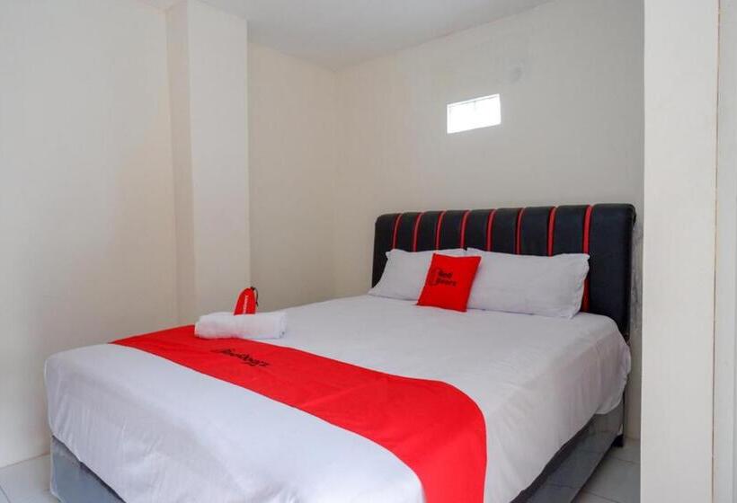 Номер Economy, Reddoorz Syariah Near Gor Satria 4