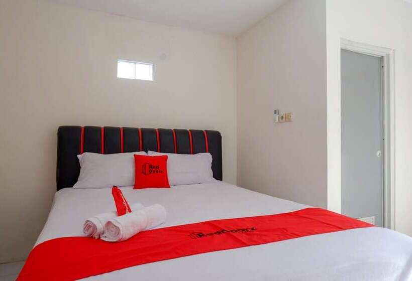 Номер Стандарт, Reddoorz Syariah Near Gor Satria 4