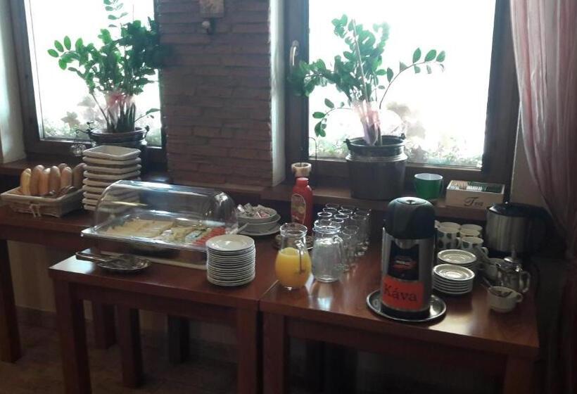 Номер Стандарт Трехместный, Penzion Kozak B&b