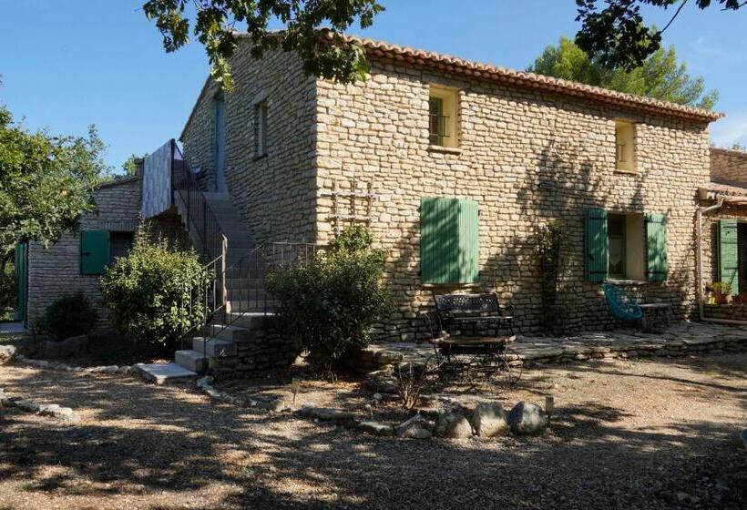 اتاق سوپریور, Mas Val Chênaie Gordes