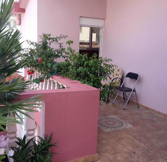 اتاق استاندارد با سرویس بهداشتی مشترک, Rooms Kuljic