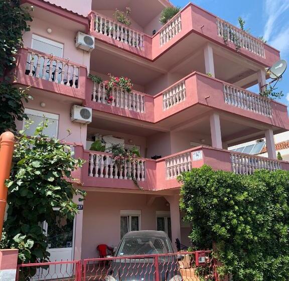 اتاق استاندارد سه نفره, Rooms Kuljic