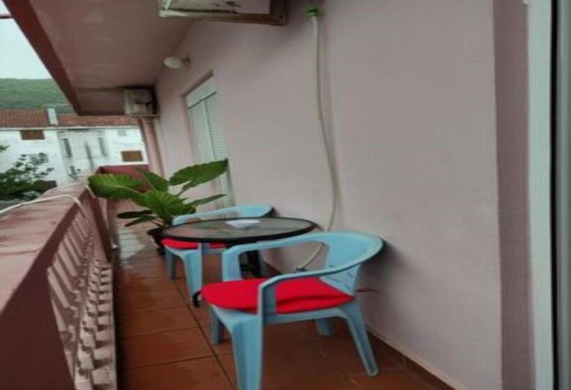 اتاق لوکس با بالکن, Rooms Kuljic
