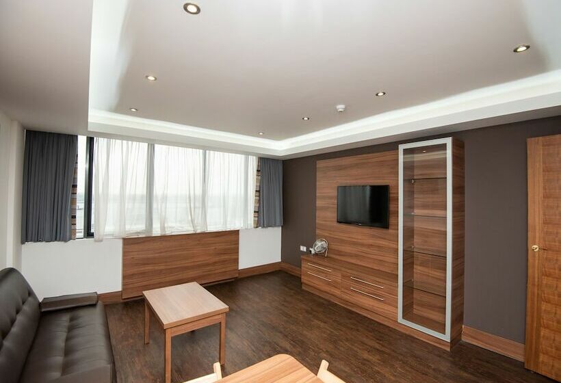 Люкс Superior, Livin  Serviced Apartments