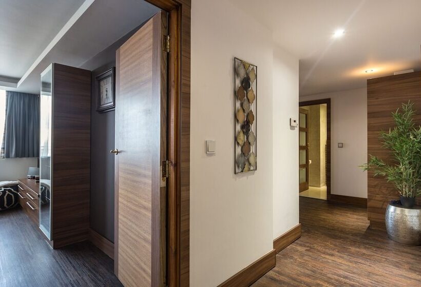 Люкс Superior, Livin  Serviced Apartments
