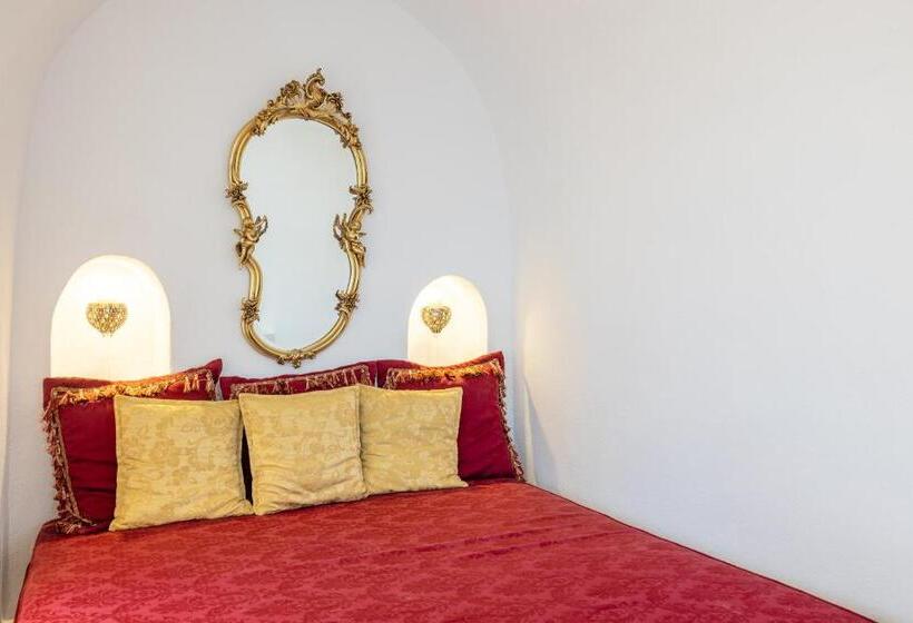 سوئیت با چشم‌انداز, Asteras Villas