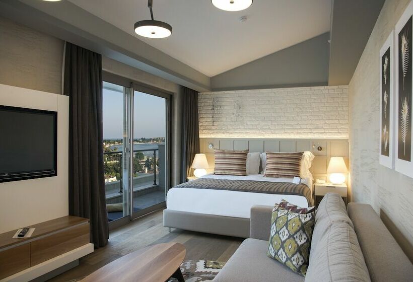 غرفة سوبيريور ذات إطلالة جانبية على البحر, Acanthus Cennet Barut Collection   Ultra All Inclusive