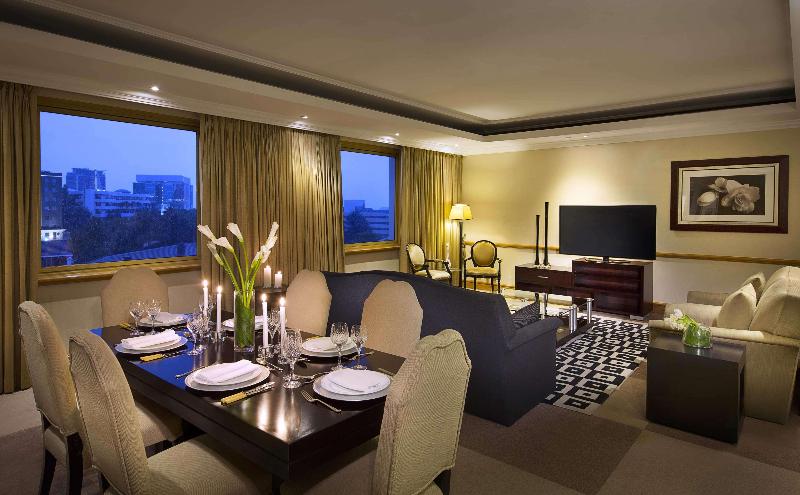 اتاق لوکس, Delight