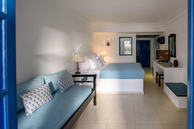 Economy Triple Room, Veggera Beach