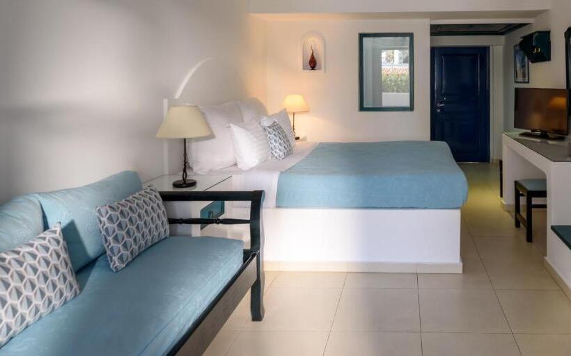 Economy Triple Room, Veggera Beach