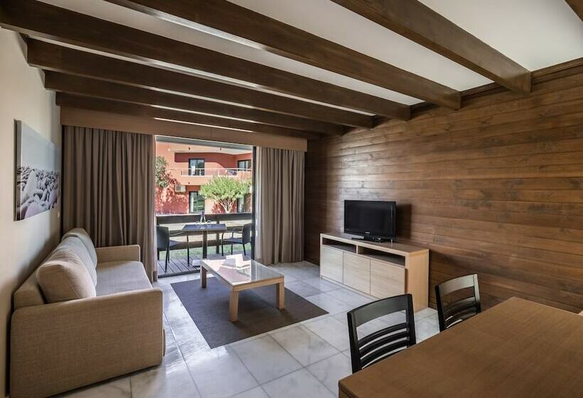 بانگلوی استاندارد, Topazio Vibe Beach Hotel & Apartments   Adults Friendly