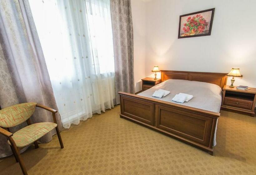 Семейный Номер, Villa Kameliya