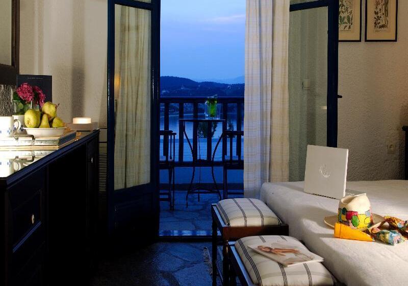 Семейный Номер Вид на Сад, Agionissi Resort