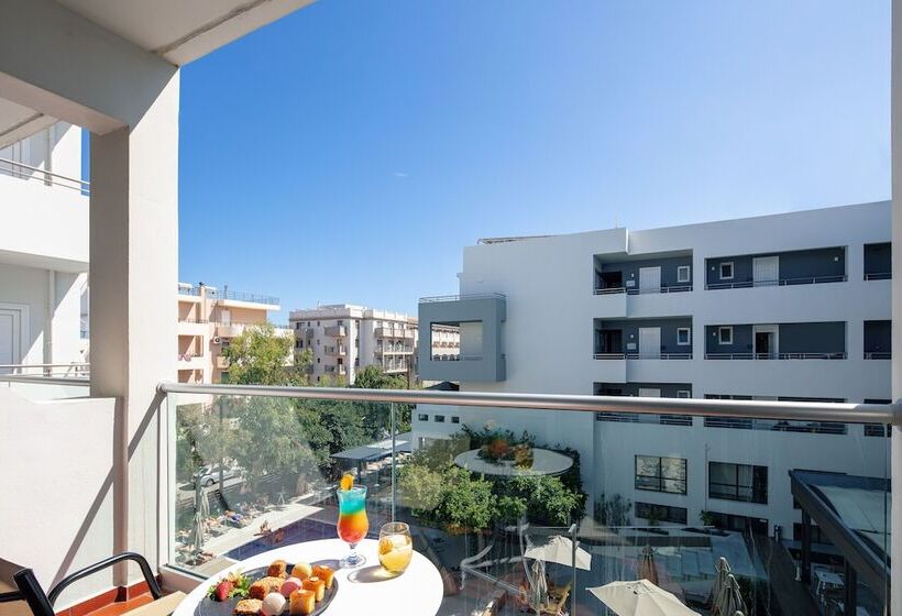 Quarto Estandar Vista Piscina, Atrium Ambiance