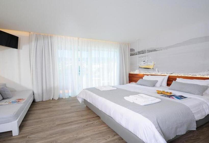 Quarto Superior, Atrium Ambiance