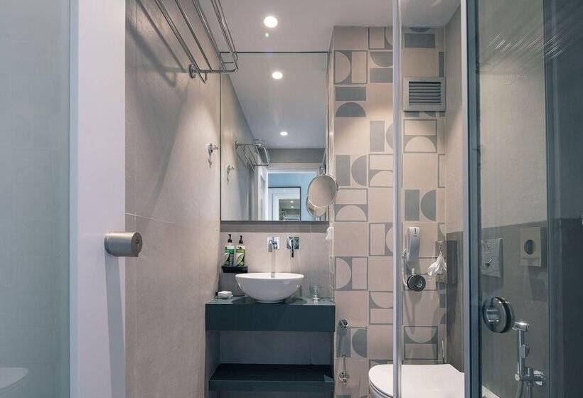 Quarto Estandar Vista Piscina, Atrium Ambiance