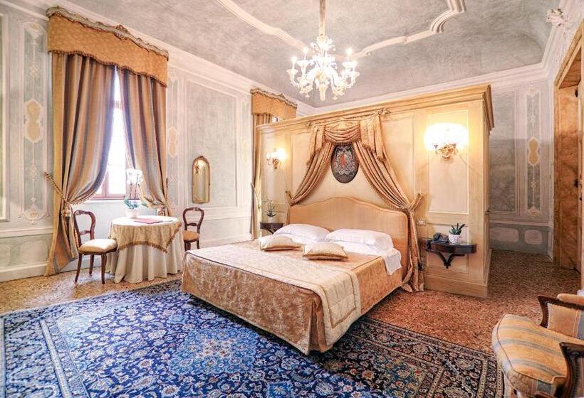 주니어 스위트, Castelbrando