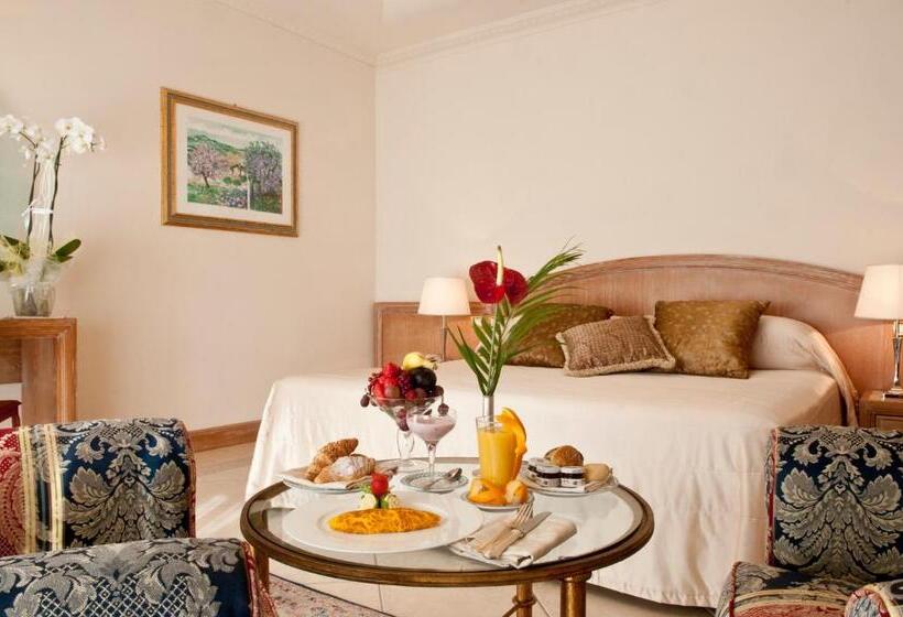 Номер Deluxe, Grand Hotel Gallia