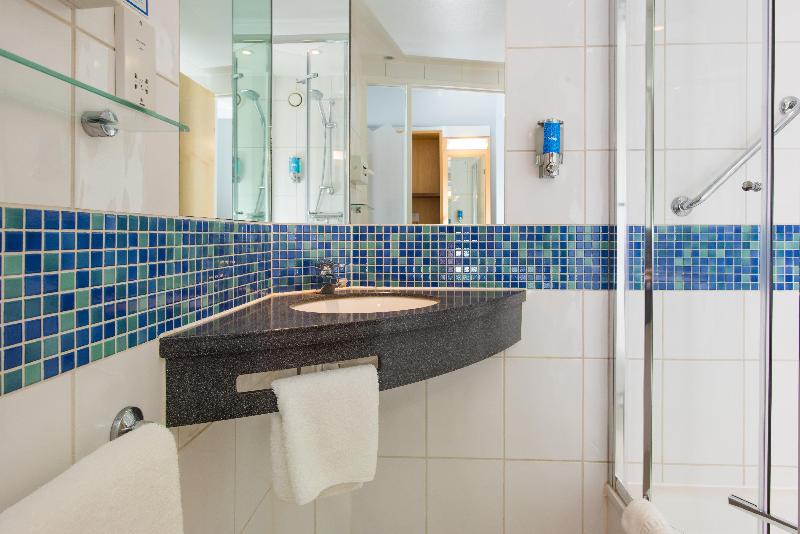 اتاق استاندارد, Holiday Inn Express Hemel Hempstead, An Ihg