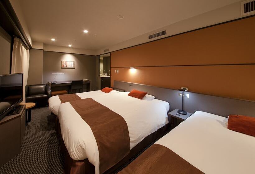 Трехместный Номер Superior, Matsuyama Tokyu Rei