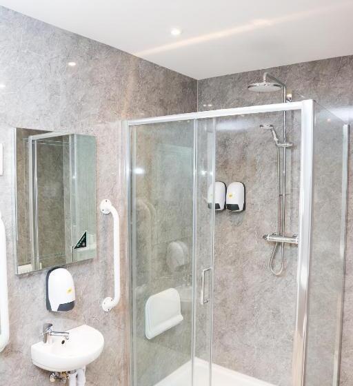 استودیو استاندارد با تخت کینگ, The Clubhouse B&b