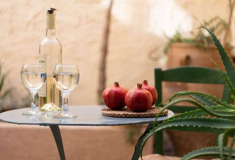 آپارتمان سوپریور 1 خوابه با چشم‌انداز دریا, Porto Sisi Hotel Apartments